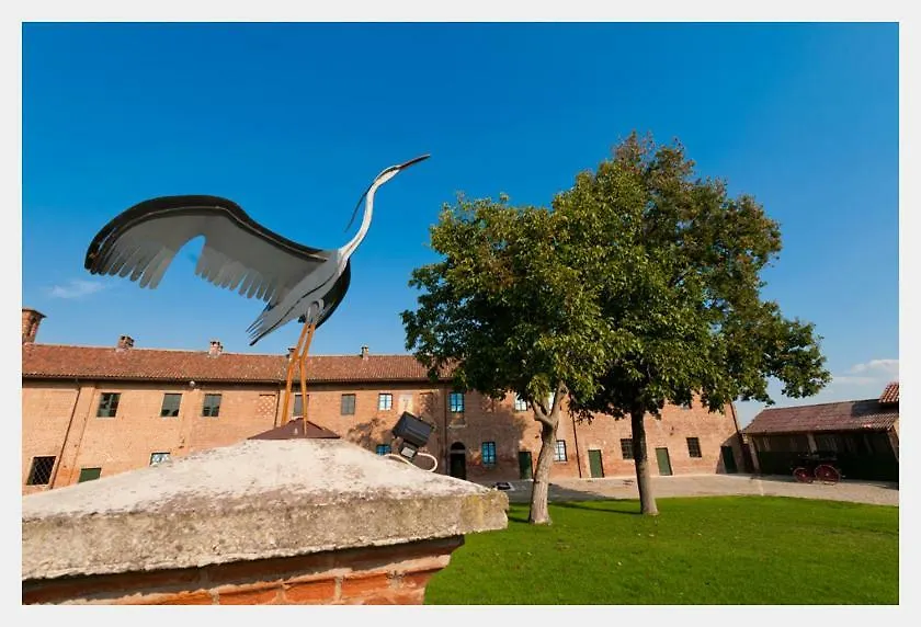 Farm stay Tenuta Isola Langosco Italy
