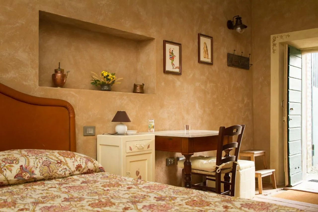 Tenuta Isola Langosco Farm stay